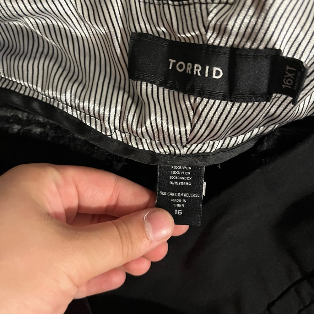 Torrid woman’s‎ work dress pants - Picture 5 of 8